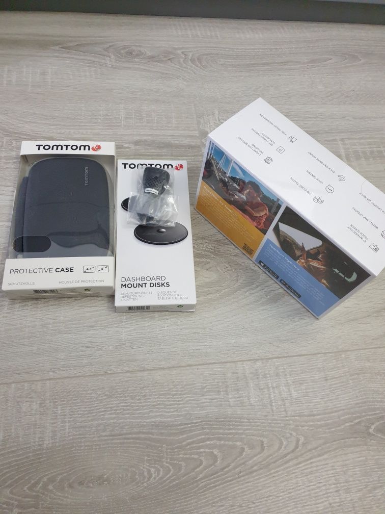 GPS TomTom Go Discover 5 Kit Limited Edition  Sigilat