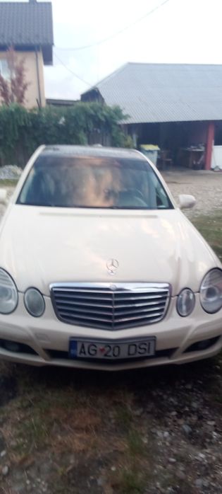 Vînd  mercedes  e  clas  220 w211