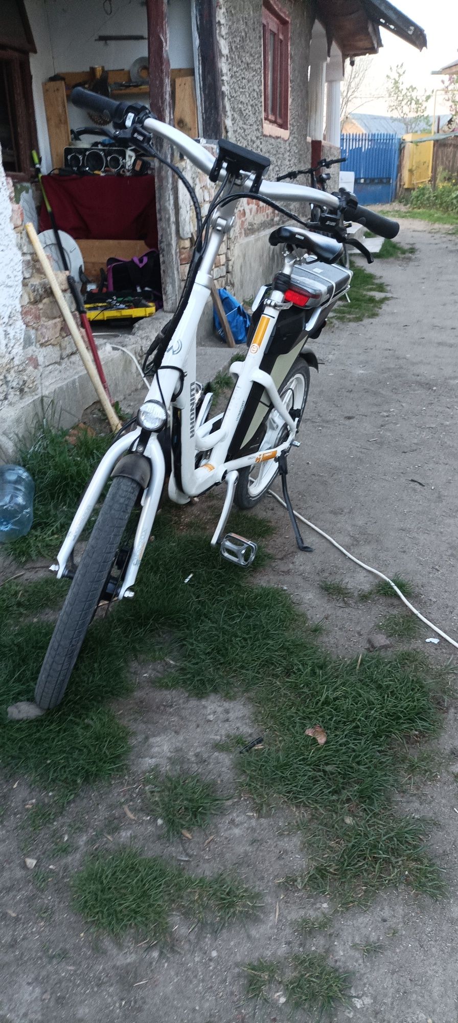 Reparatii Trotineta electrice,Triciclu, bicicleta electrica