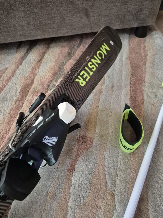 Детски ски комплект Head с автомати и щеки