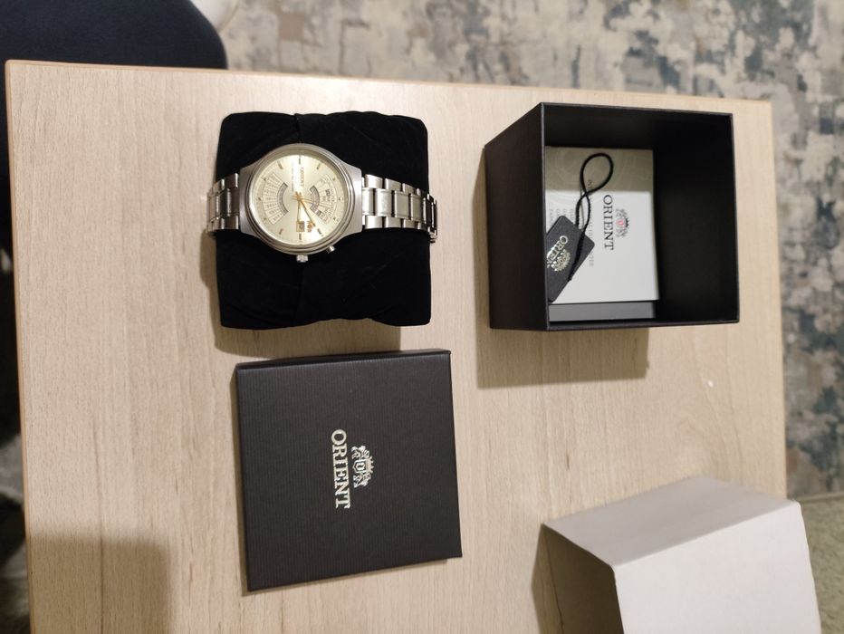 Продаются ручные часы Ориент. Оригинал