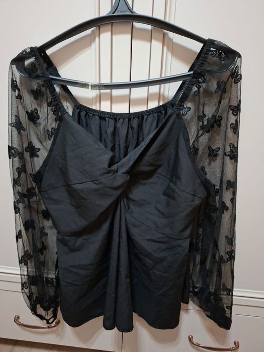 Продам красивую блузку