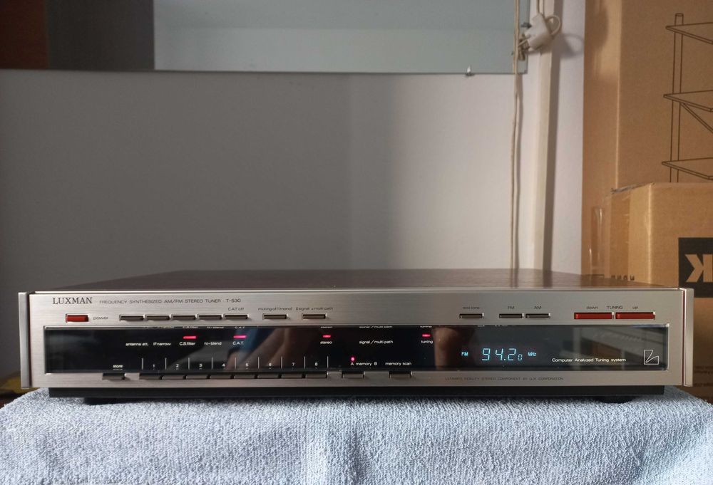 Tuner Luxman T-530