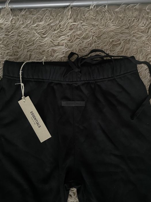 Долнище-Essentials Ново