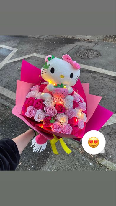 Buchete de trandafiri cu stitch si multe altele!