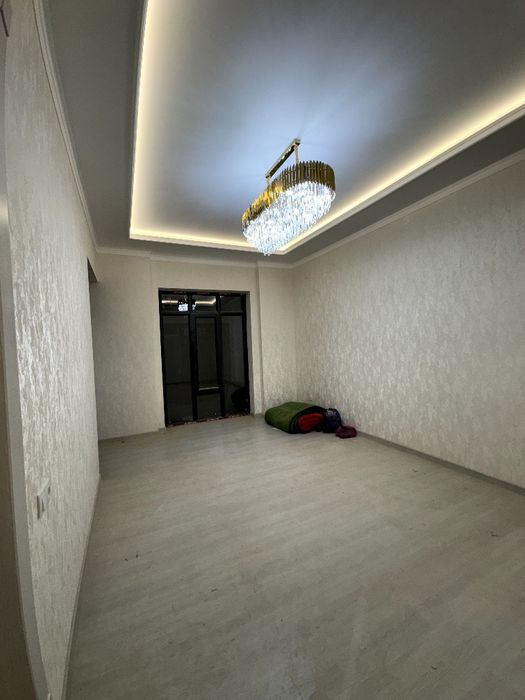 Nazarbek harakatta uchaska sotiladi 1.6 sotix 4ta xonadan iborat!