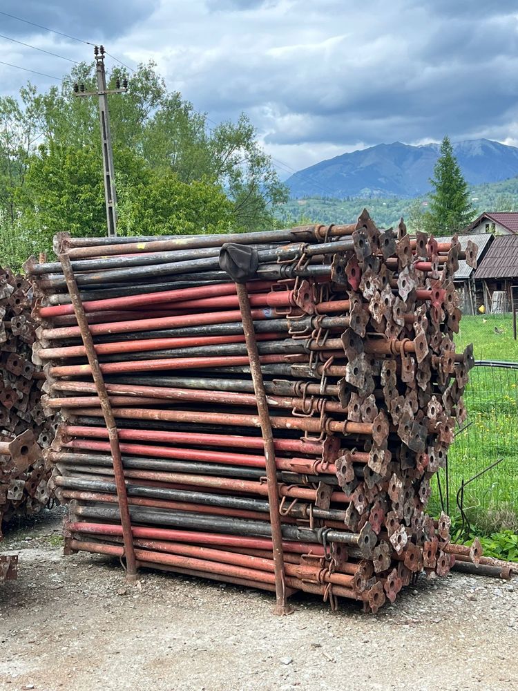 Schelă si popici metalici