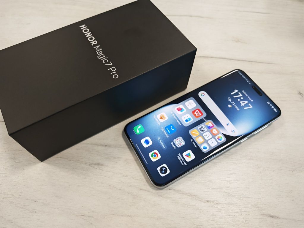 Като нов Honor Magic 7 Pro 12GB RAM 512GB Global