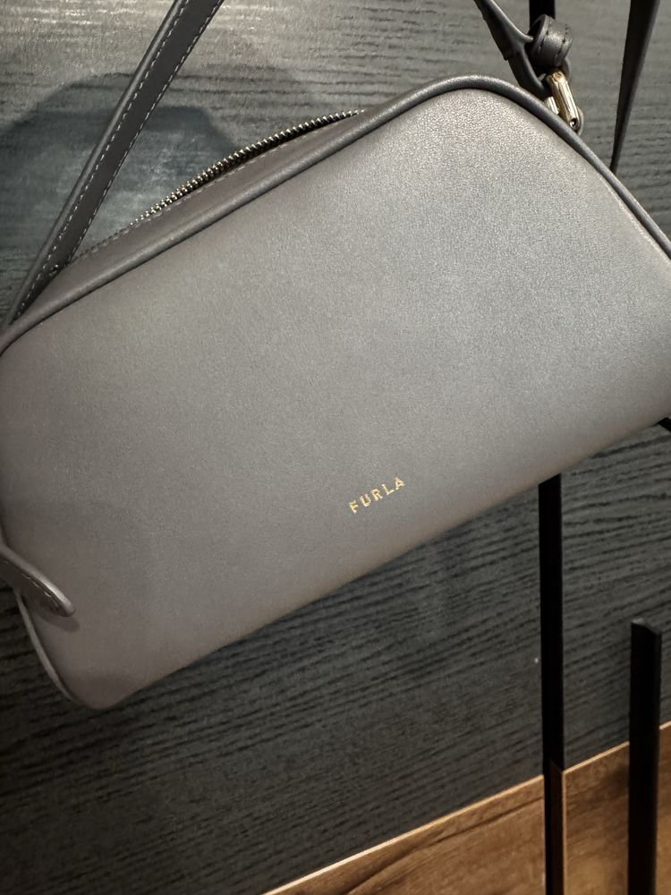 Дамска чанта Furla