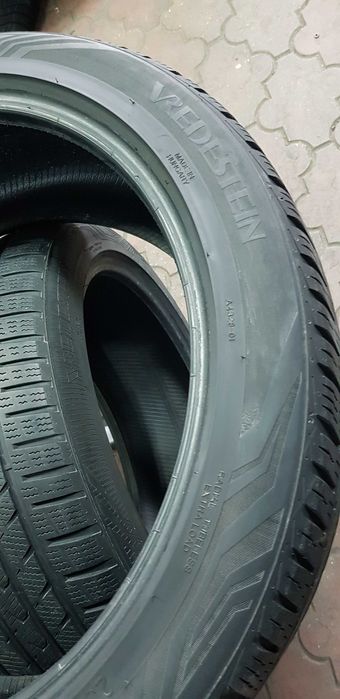 anvelope Vredestein all season 235/45/20 m&s iarna