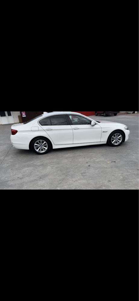 BMW 520D 184 CP AN 2012 luna 04