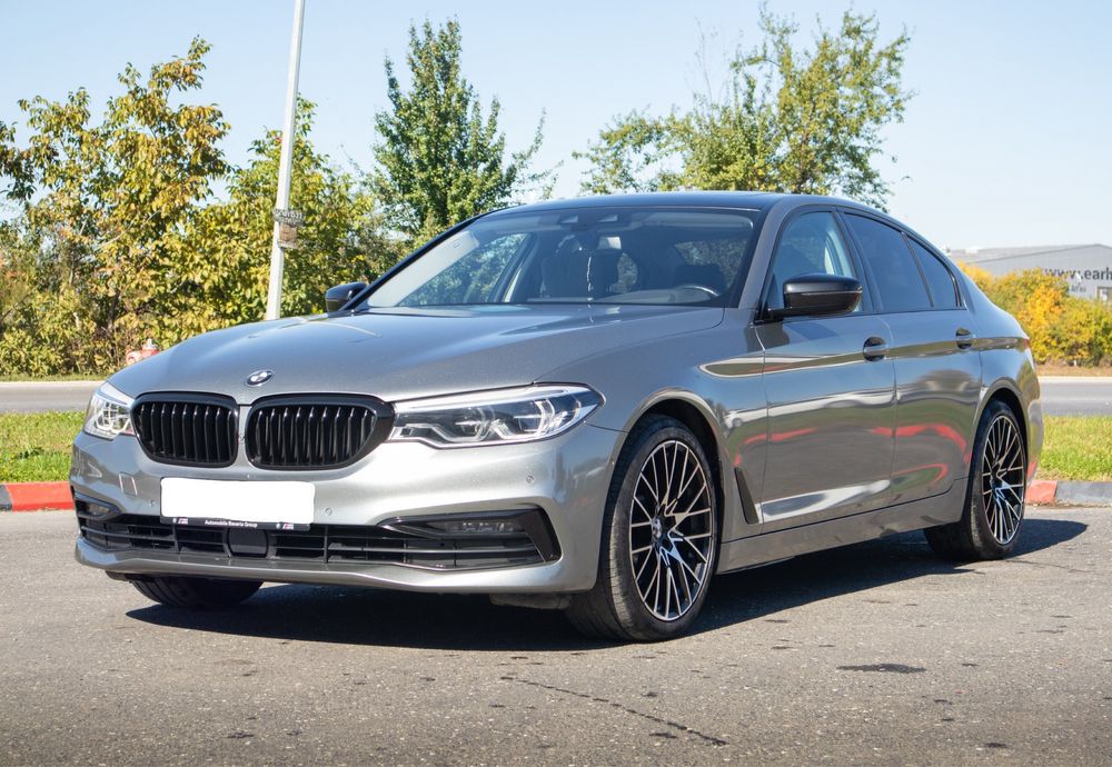 Bmw 530D G30 Xdrive Luxury Line 320 cp Istoric full Bmw