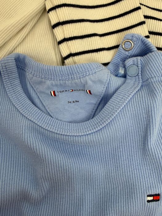 Бебешки бодита и чорапки Tommy Hilfiger