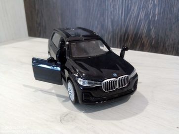 Метална количка BMW X7 !!!
