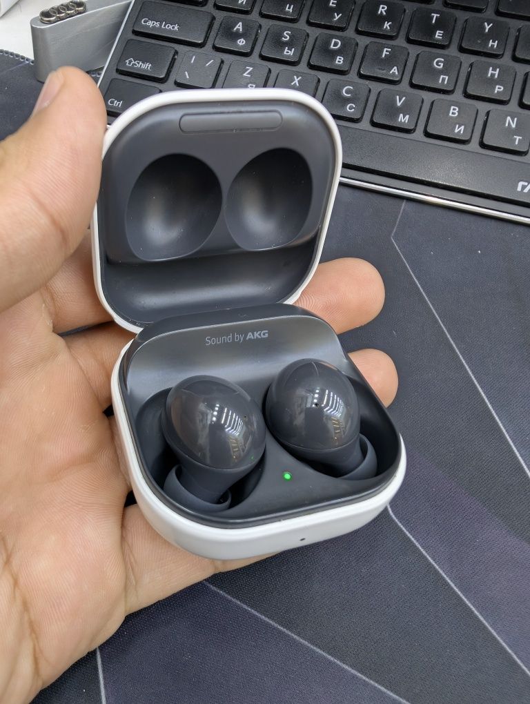 Samsung Galaxy buds 2
