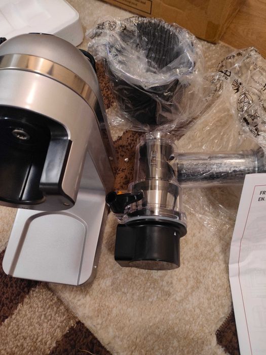 Mașină de presat la rece cu extractor de suc de fructe