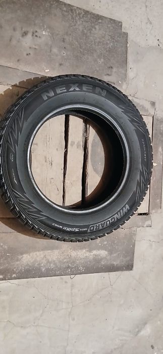 Продам шины в отличном состоянии. Размер 225/65/R 17