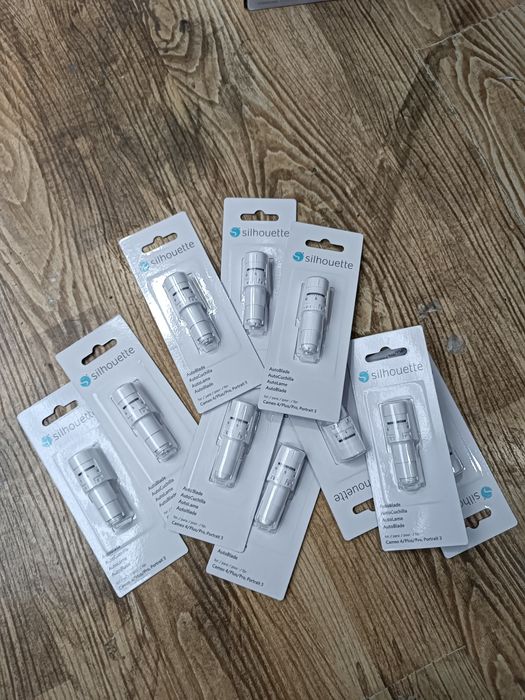 Portrait 4 plotter Cameo Плоттер новый