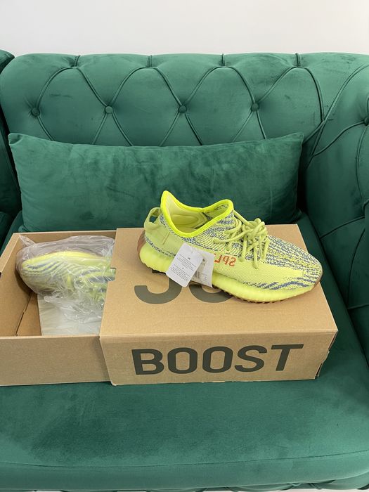 Adidasi Yeezy calitate Premium