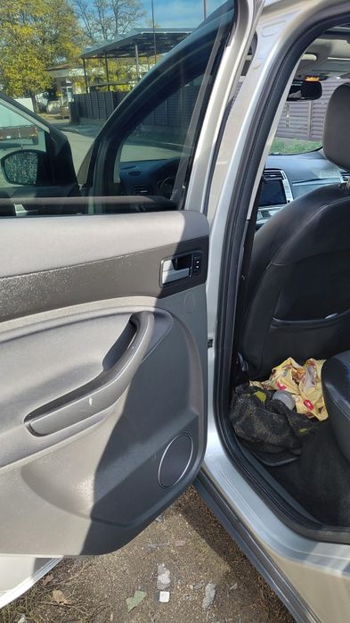 FORD KUGA 2.0TDCI 4X4 панорамен таван 2009г Ръчни скорости 6