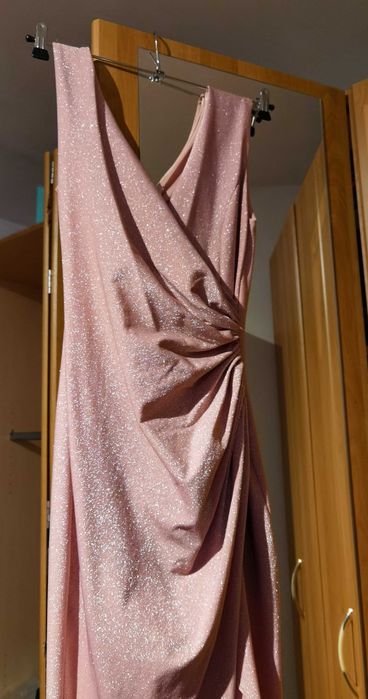 Vând rochie eleganta lunga