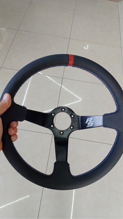 Vand volan thrustmaster tmx pro modificat(cititi deacrierea)