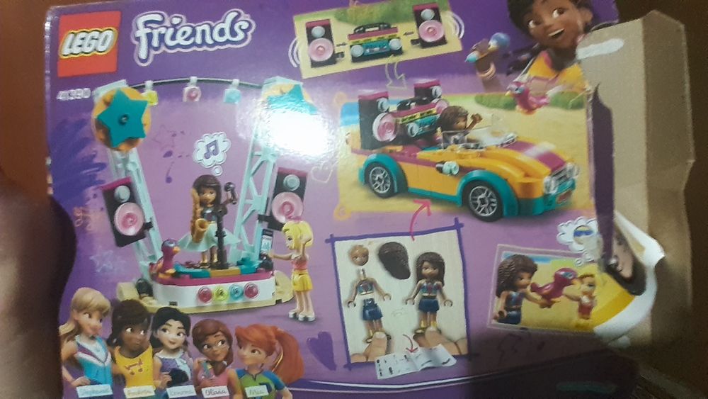 LEGO 240 piese, 3 figurine