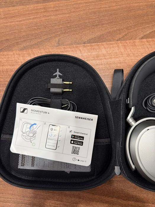 Casti Sennheiser Momentum 4 ca noi