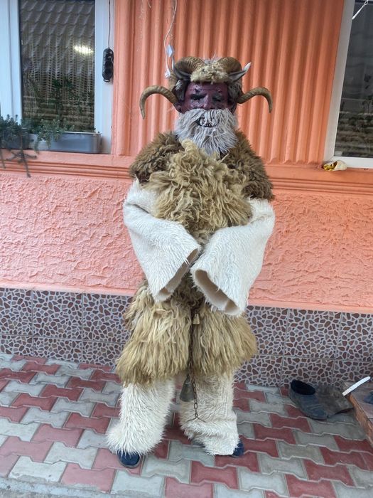 Vand costum krampus