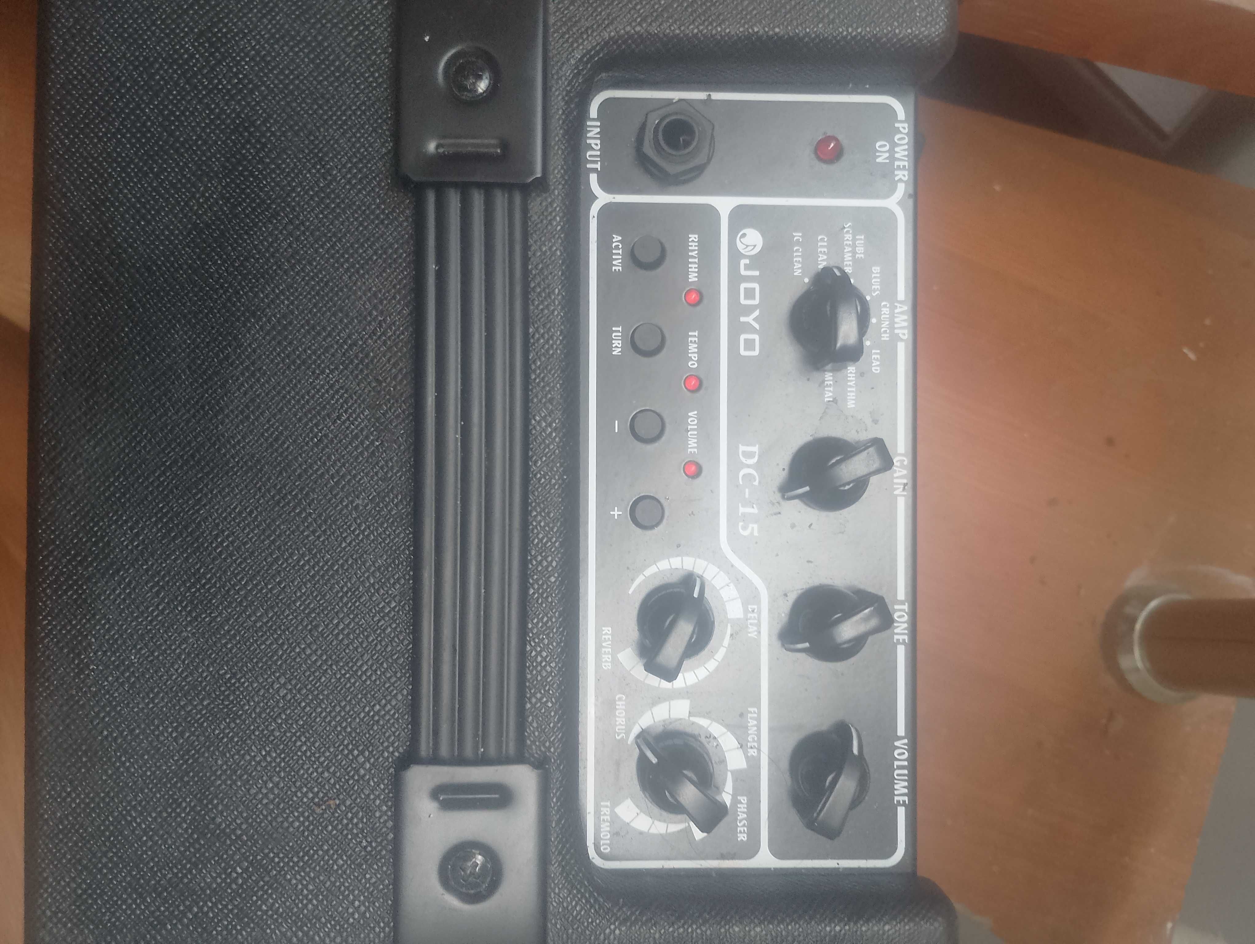 Кубе за китара 15 watt