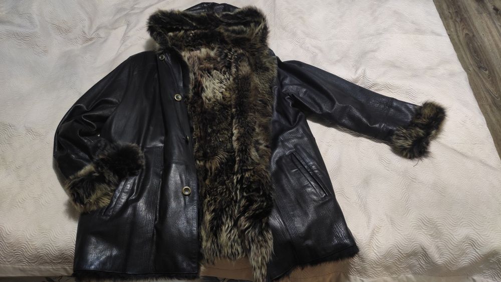 Кожаная зимняя куртка