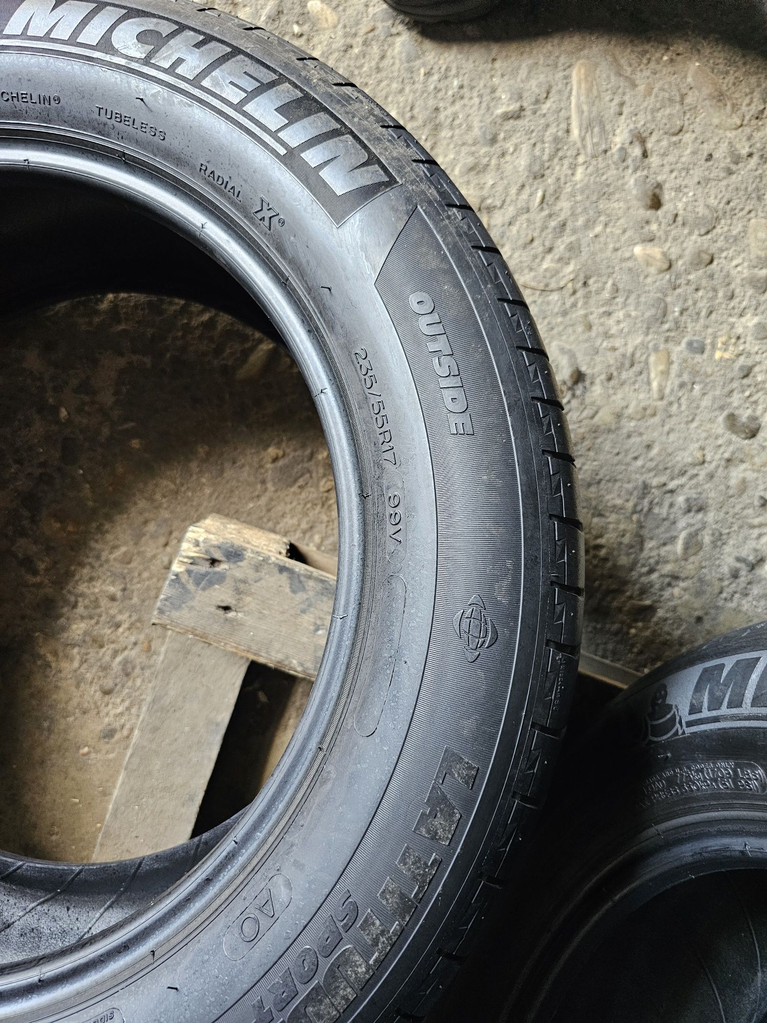 4 anvelope vara 235 55 17 Michelin Latitude