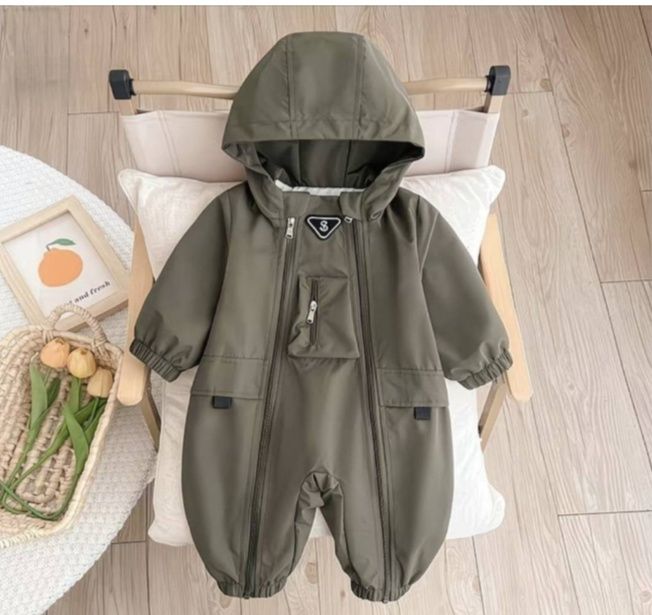 Продам комбинезон детский. Новый