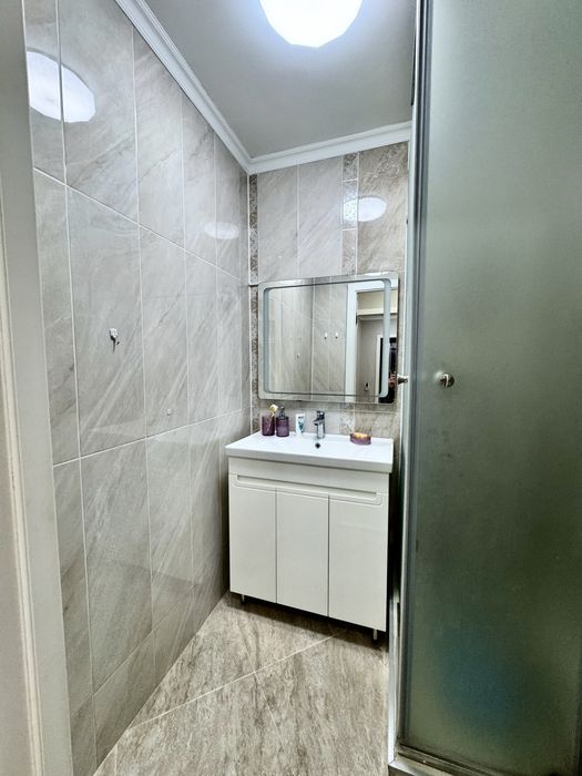 Продаётся 4 комн. кв - мкр.Степной-4, дом 12