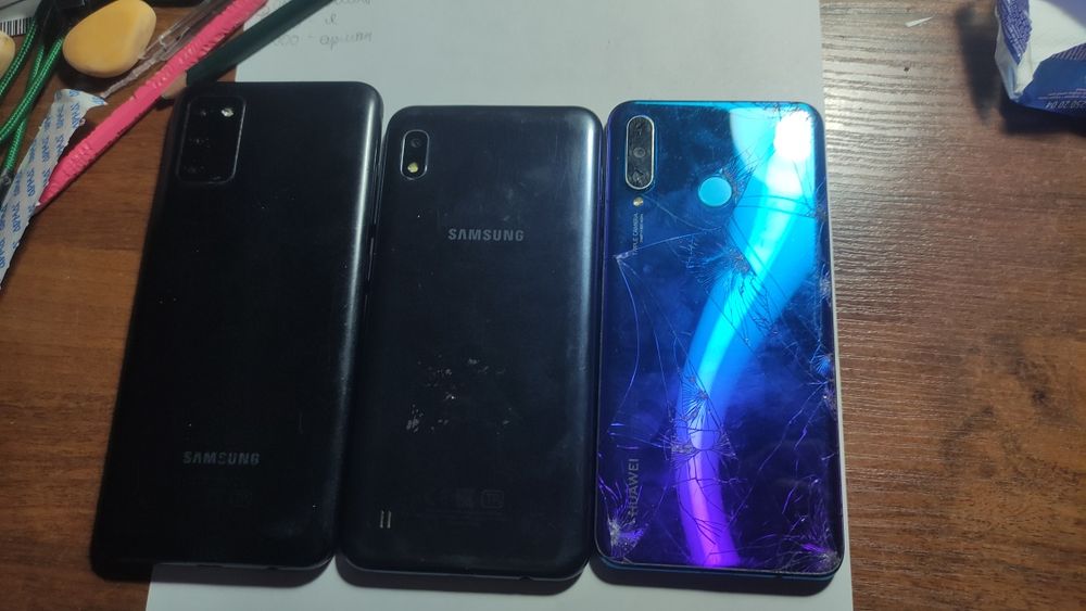 Продам телефоны на запчасти