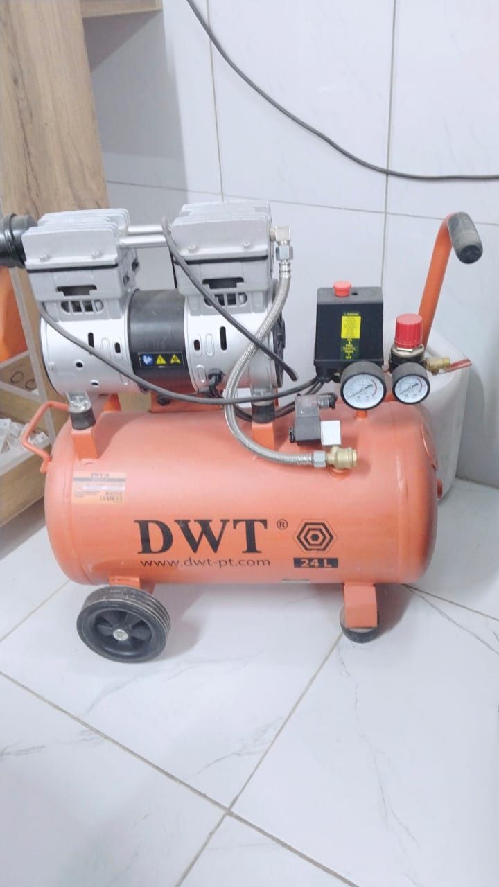 Воздушный компрессор безмасляный DWT K07 - 24 O