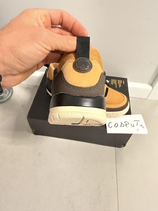 Jordan Spikzie Low Flax