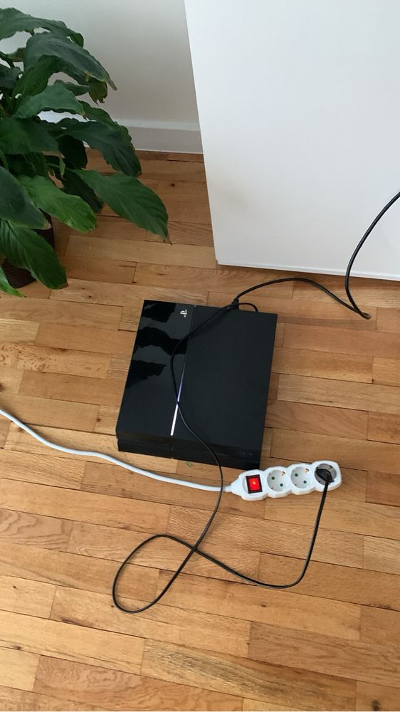 Playstation 4 перфектен