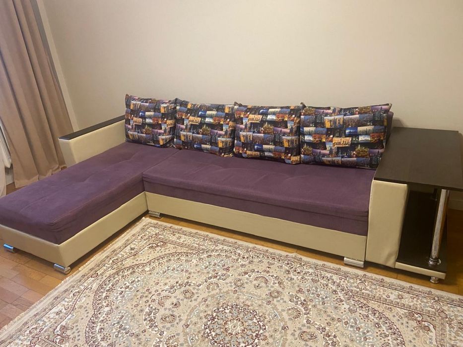 Продам угловой диван, а отличном состоянии.