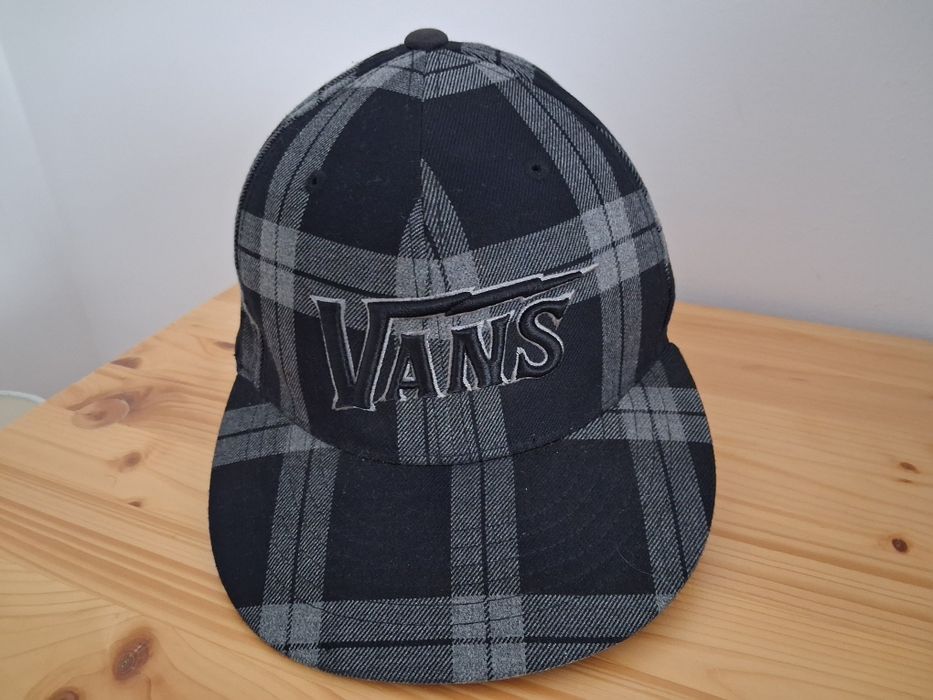 Vând Șapcă VANS mărimea S-M  Barbati