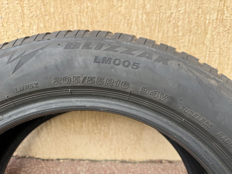 Cauciucuri iarna Bridgestone Blizzak 205/55 R16 94V
