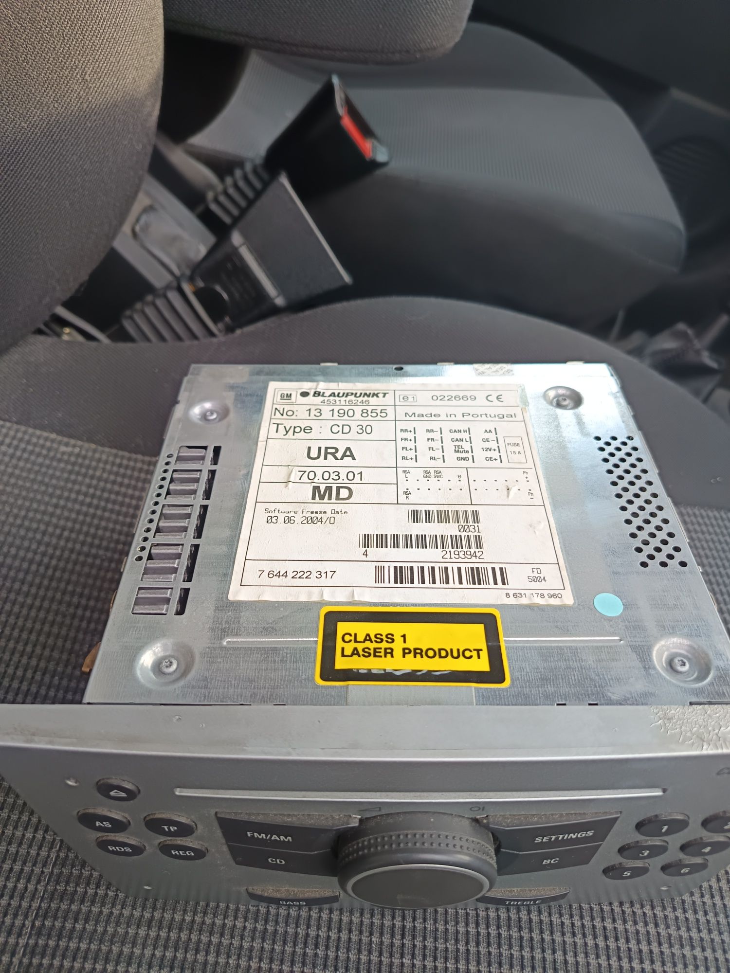 Радио касетофон Опел CD 30 + дисплей