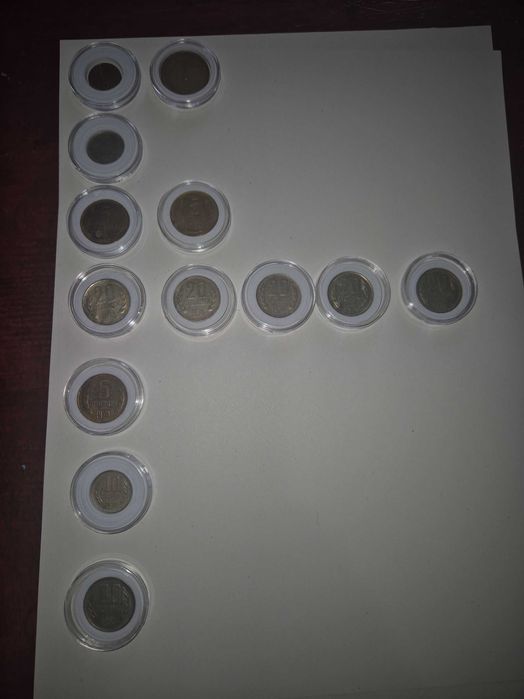 Стари банкноти и монети