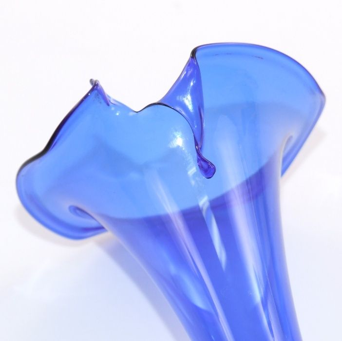Set 3 VAZE din cristal albastru fin (Germany) UNICAT, handmade, NOI