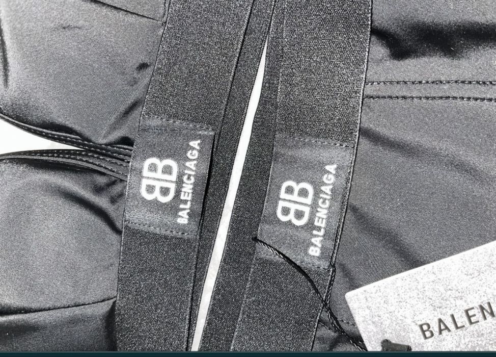 Costum de baie Balenciaga
