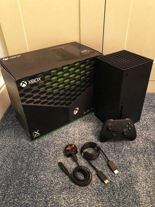 Xbox series x с дисководом.