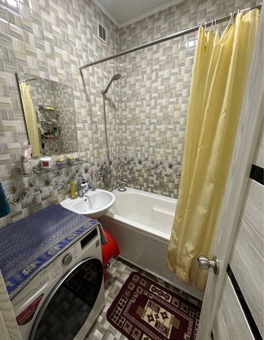 Сдается Квартира , Ялангач , Базарчик , Тенисные корты 2/3/4