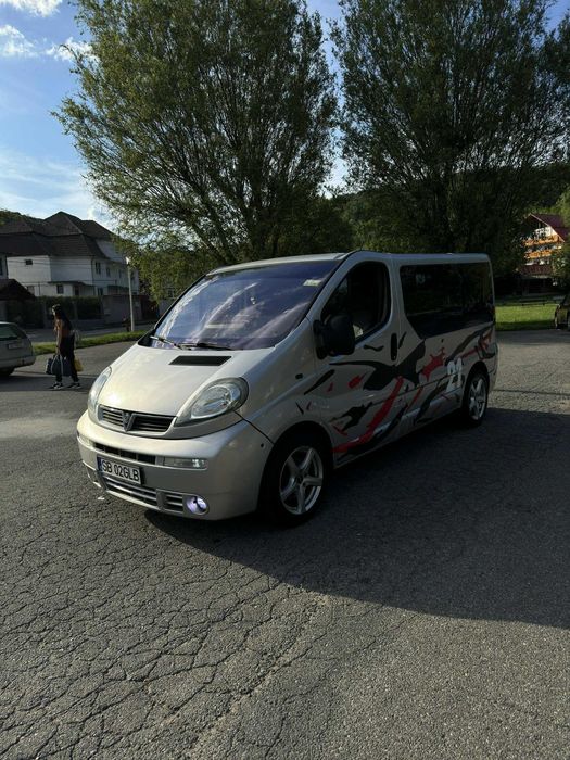 Opel Vivaro Life(westfalia) ,7 locuri ,2,5 Diesel