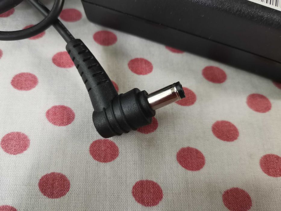 Incarcator Alimentator Laptop Delta ADP-65HB BB 19V 3.42A 65W.