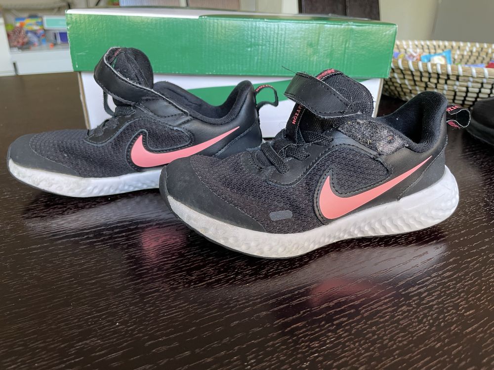 Nike—(size-28)